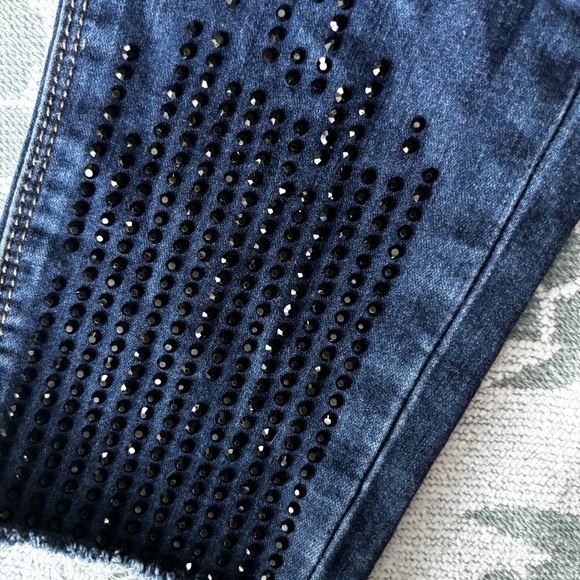 YMI Skinny Jeans womens size 5 dazzle bottoms - Picture 9 of 9